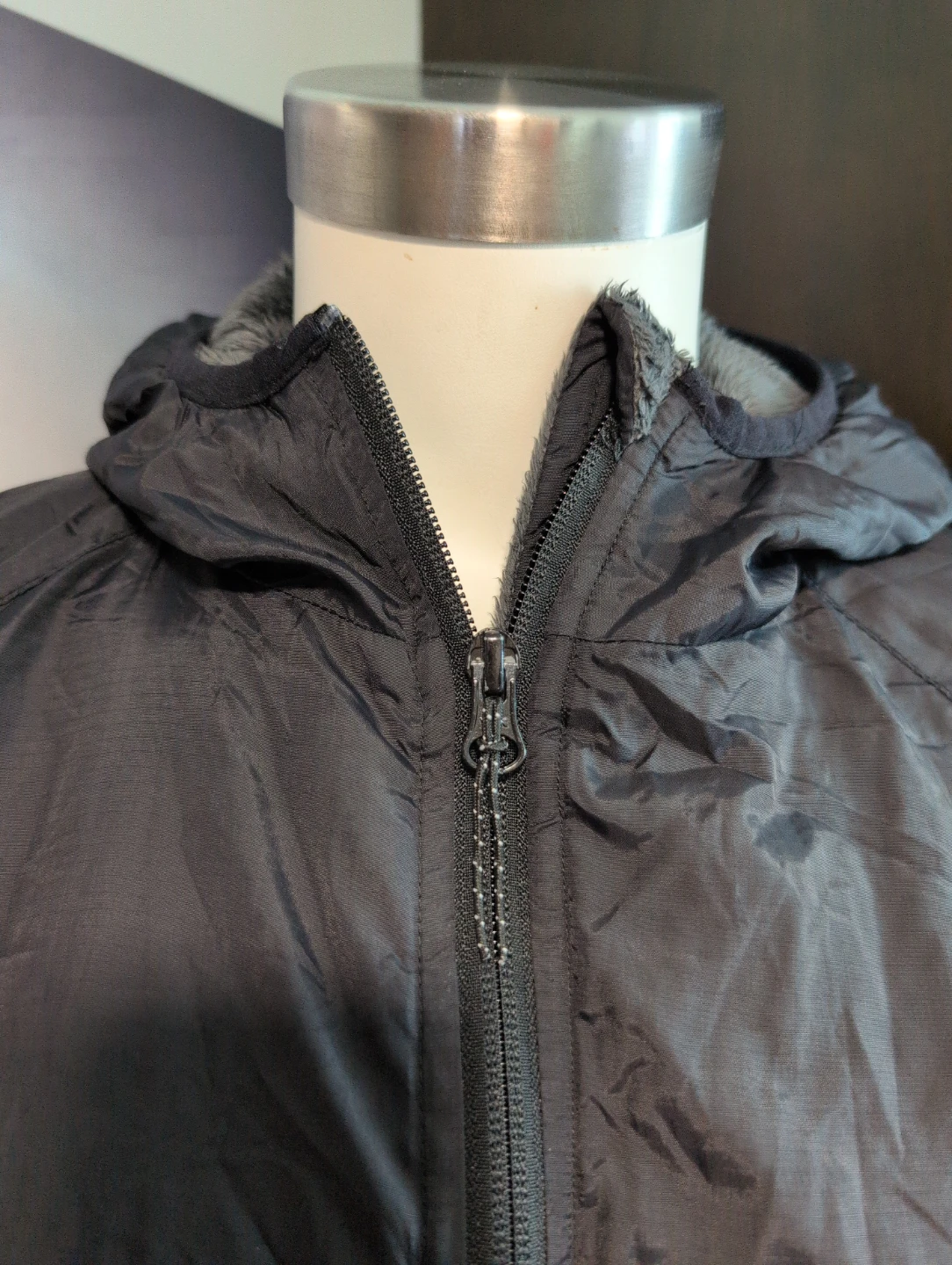 Black Hooded Jacket size M - photo 3