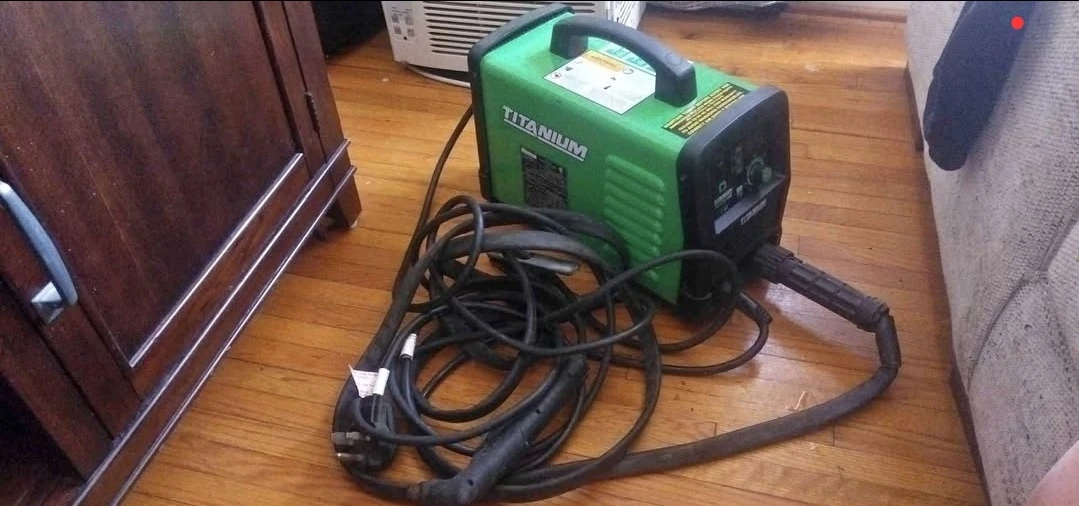 Titanium Welder