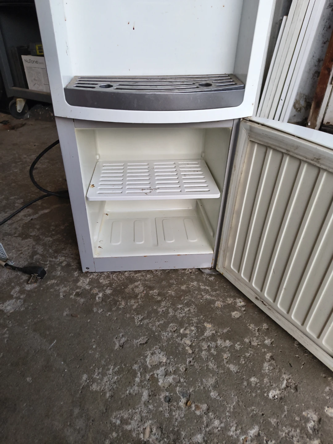 Whirlpool Water Cooler Dispenser - photo 2