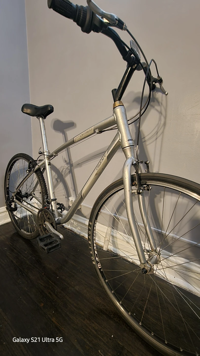 Giant Cypress Hybrid Bicycle - photo 4