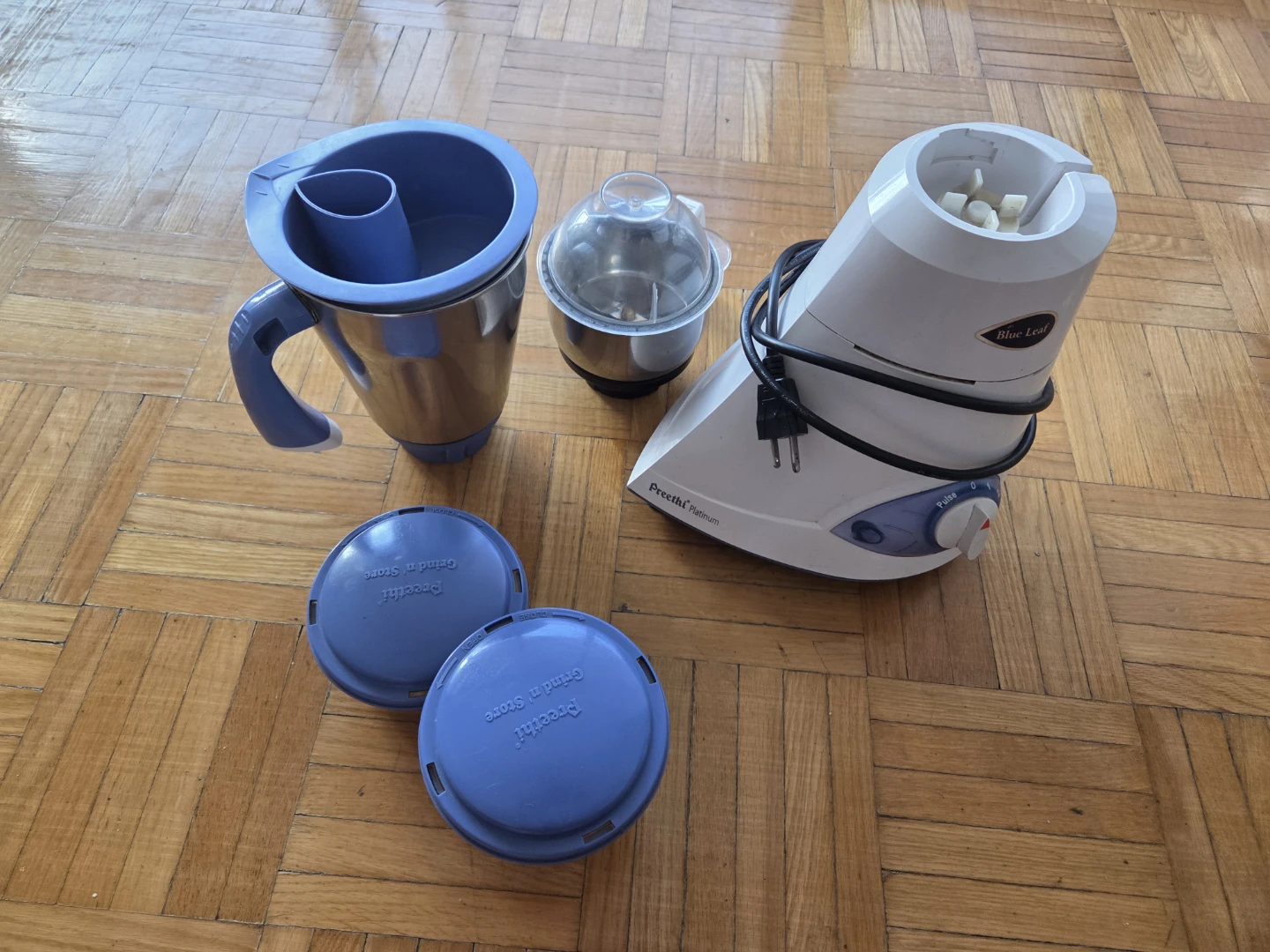 Preethi Platinum Mixer Grinder