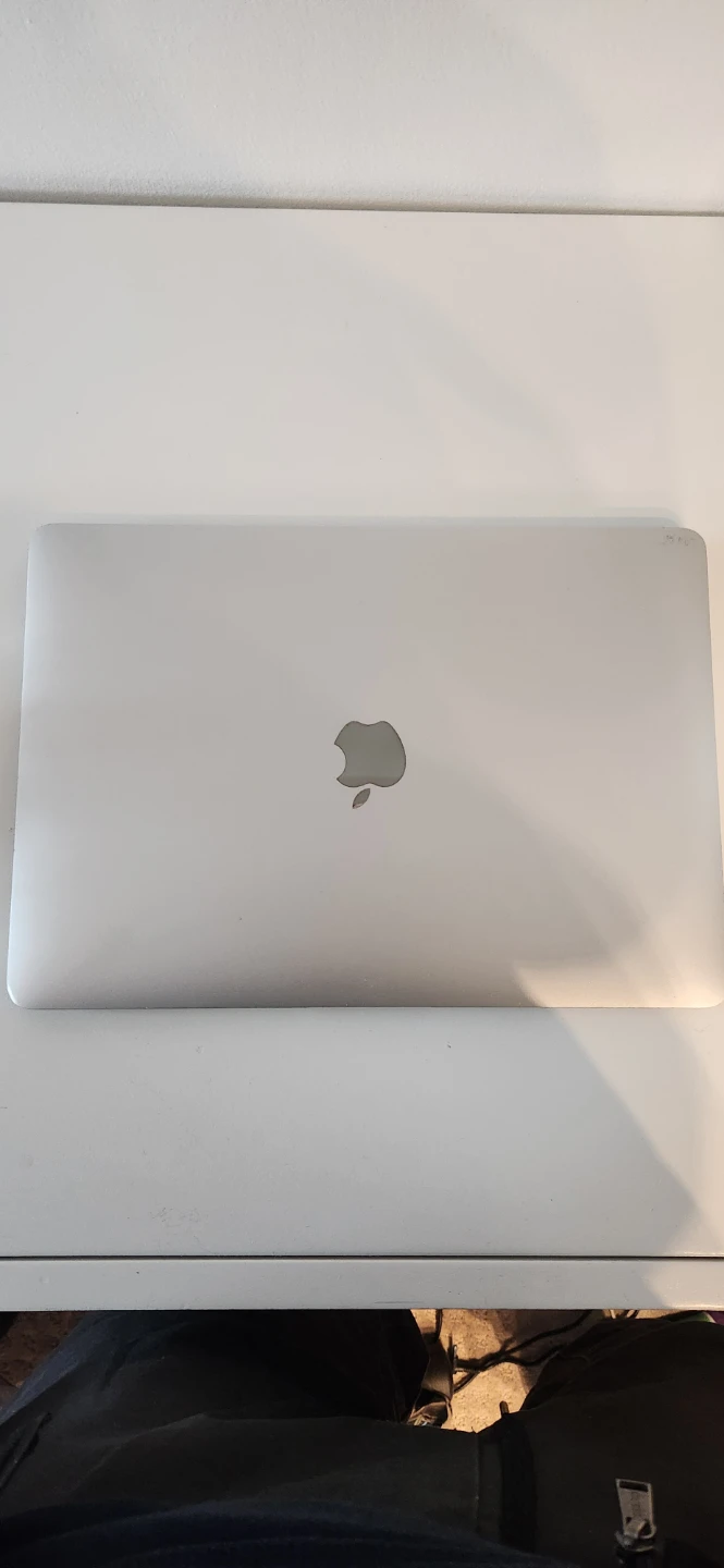 Apple MacBook Air M1 13-inch Silver - photo 2
