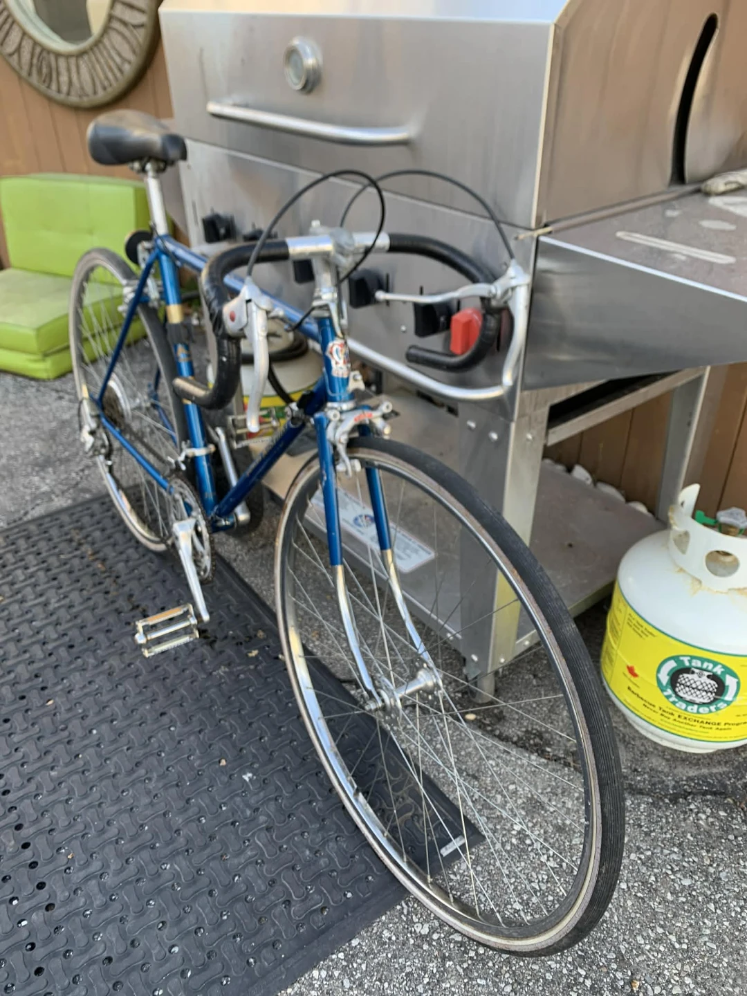 Vintage Nishiki Road Bike - photo 2