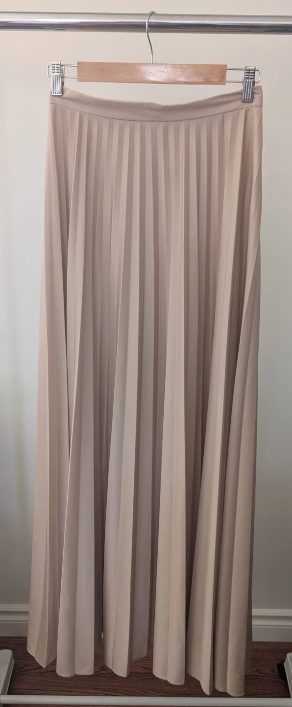 Beige Pleated Skirt