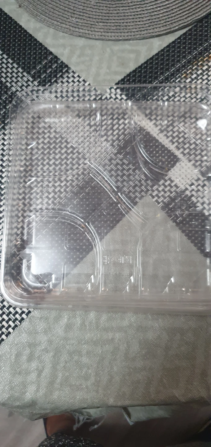 Clear Plastic Food Storage Containers & trays - photo 5