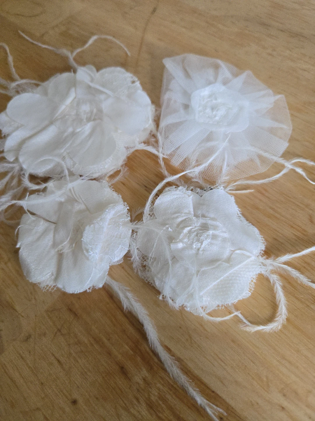 White Fabric Flower Embellishments with Feathers (Set of 4) - photo 3