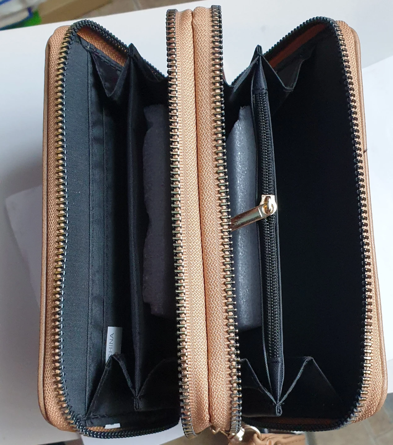 Rampage Women Zip Around Wallet - photo 2