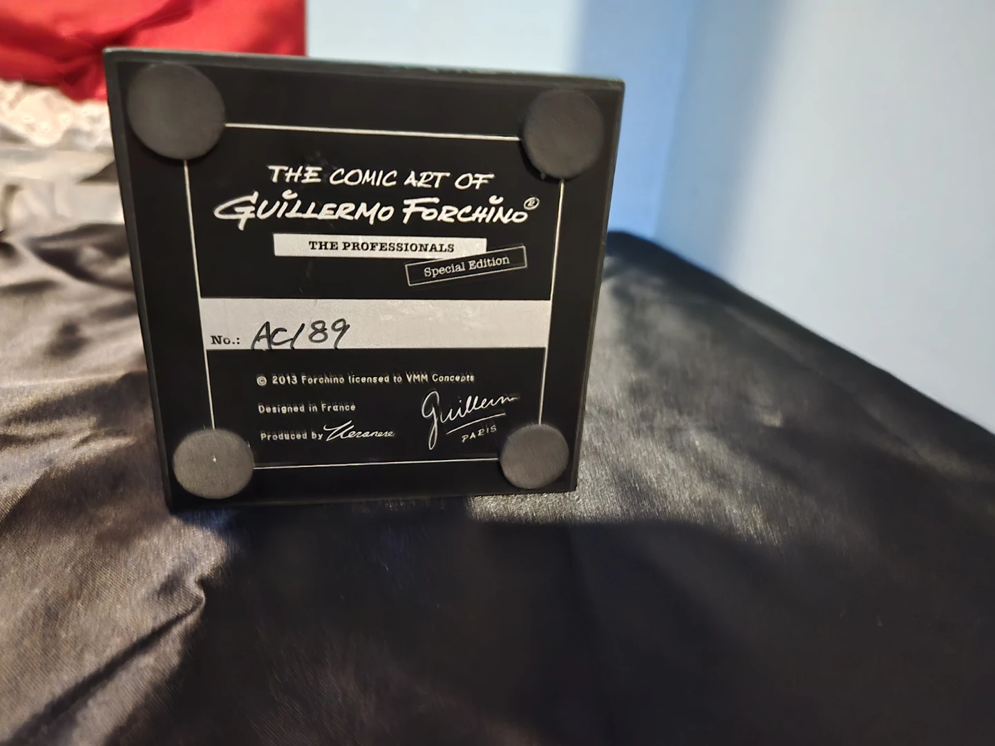 Guillermo Forchino  Doctor Figurine Special Edition