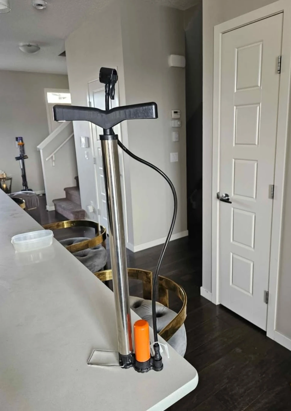 Bicycle pump (New never used)