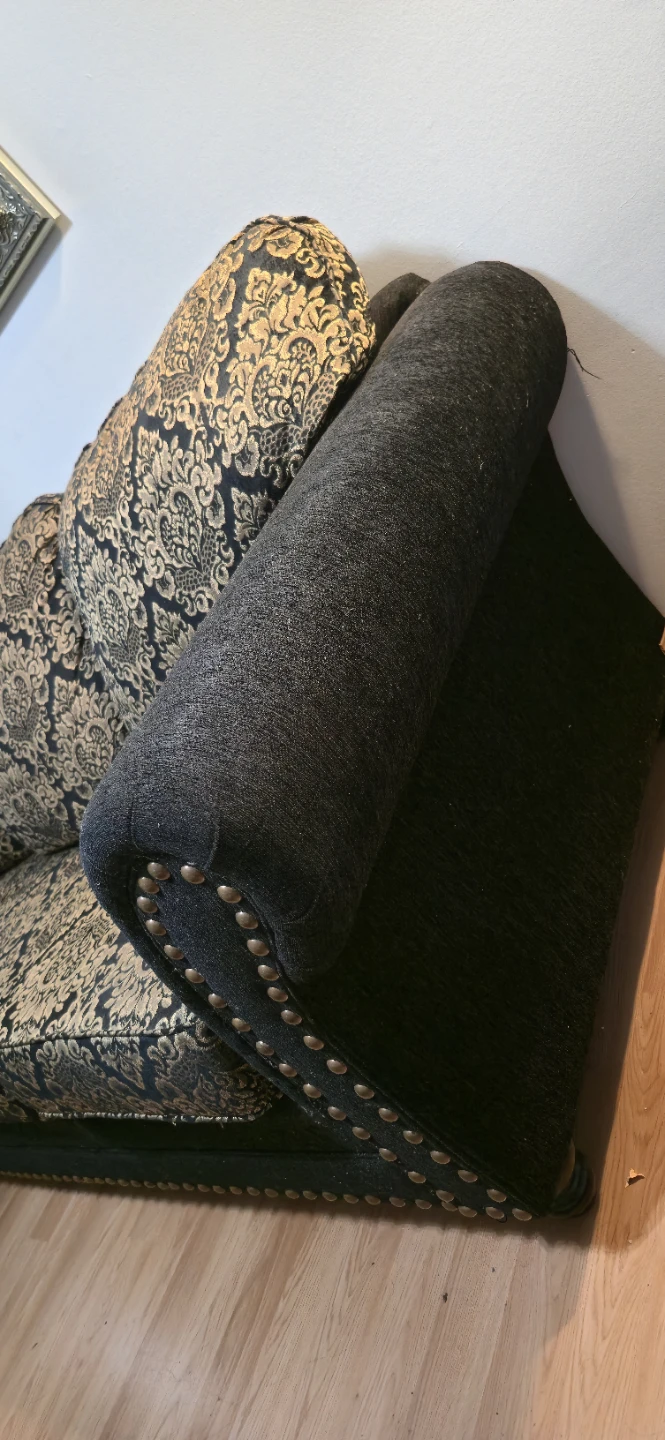 Black & Gold Damask Sofa - photo 4