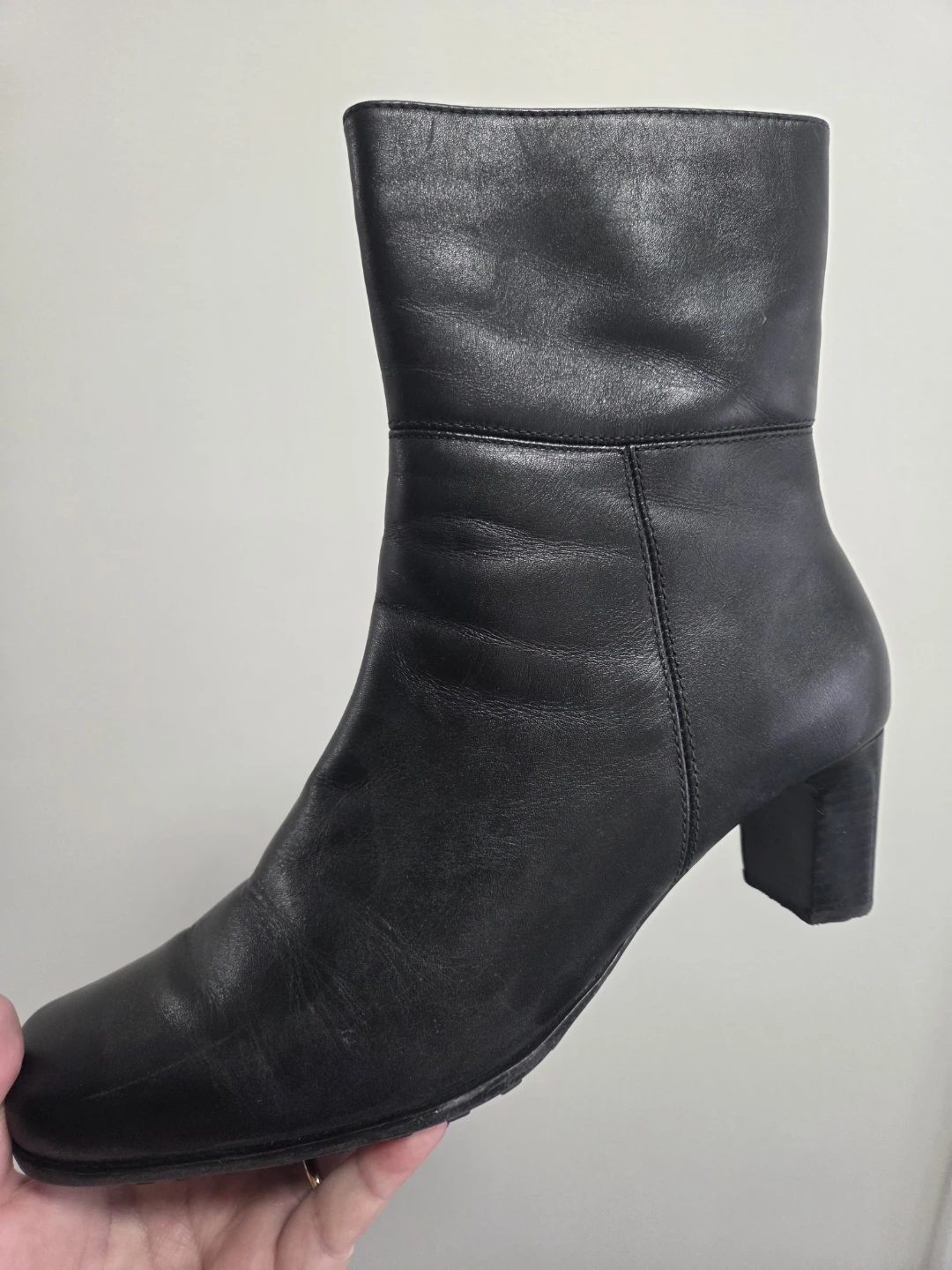 Black Leather Ankle Boots size 11 - photo 3