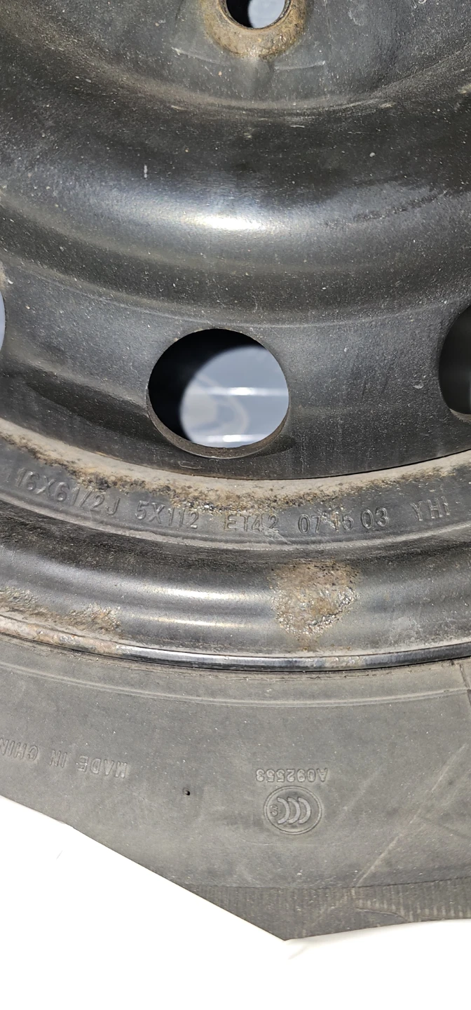 16 inch rims for Volkswagon cars - photo 2