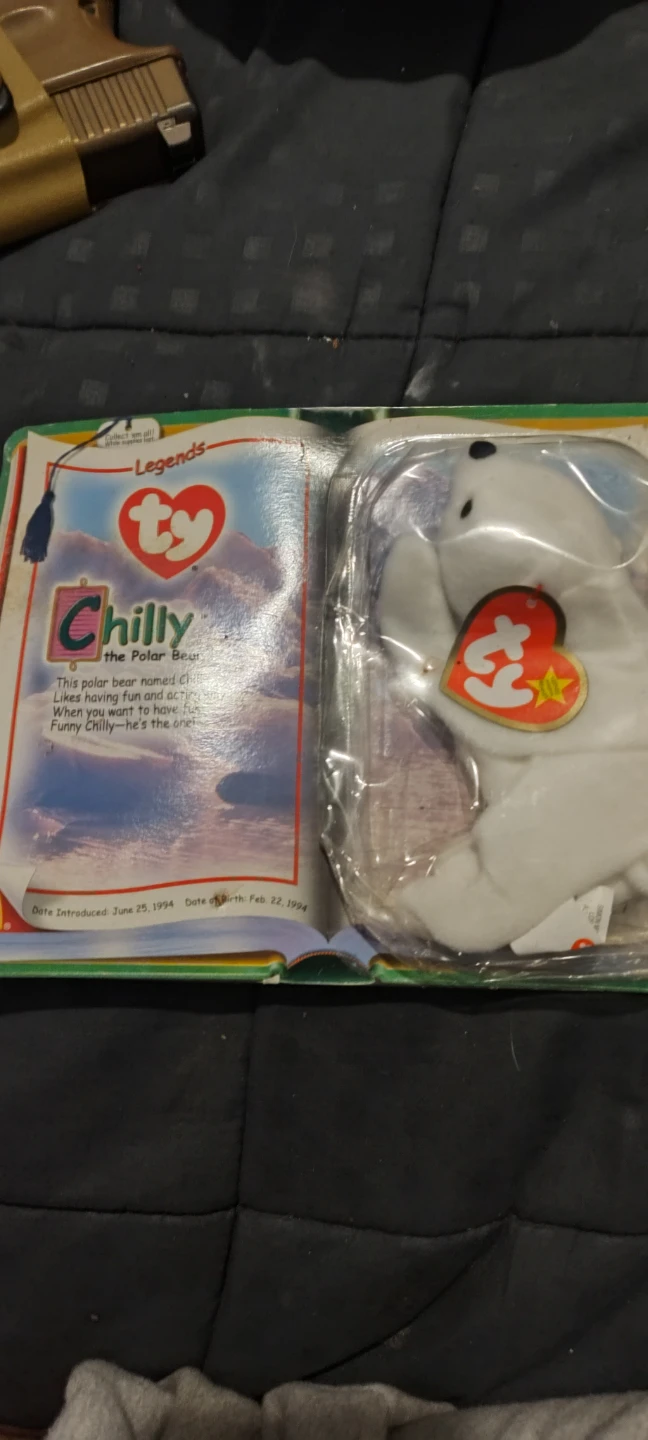 Ty Beanie Baby Chilly the Polar Bear