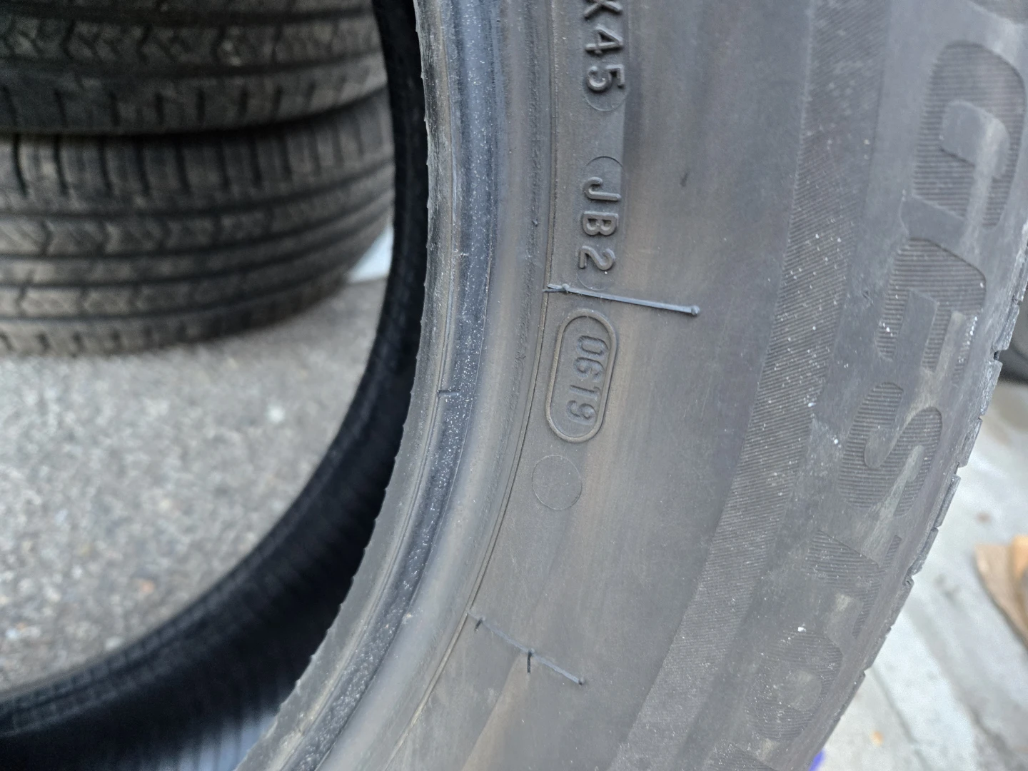 Bridgestone Turanza Tire 235/60R18 103H M+S - photo 5