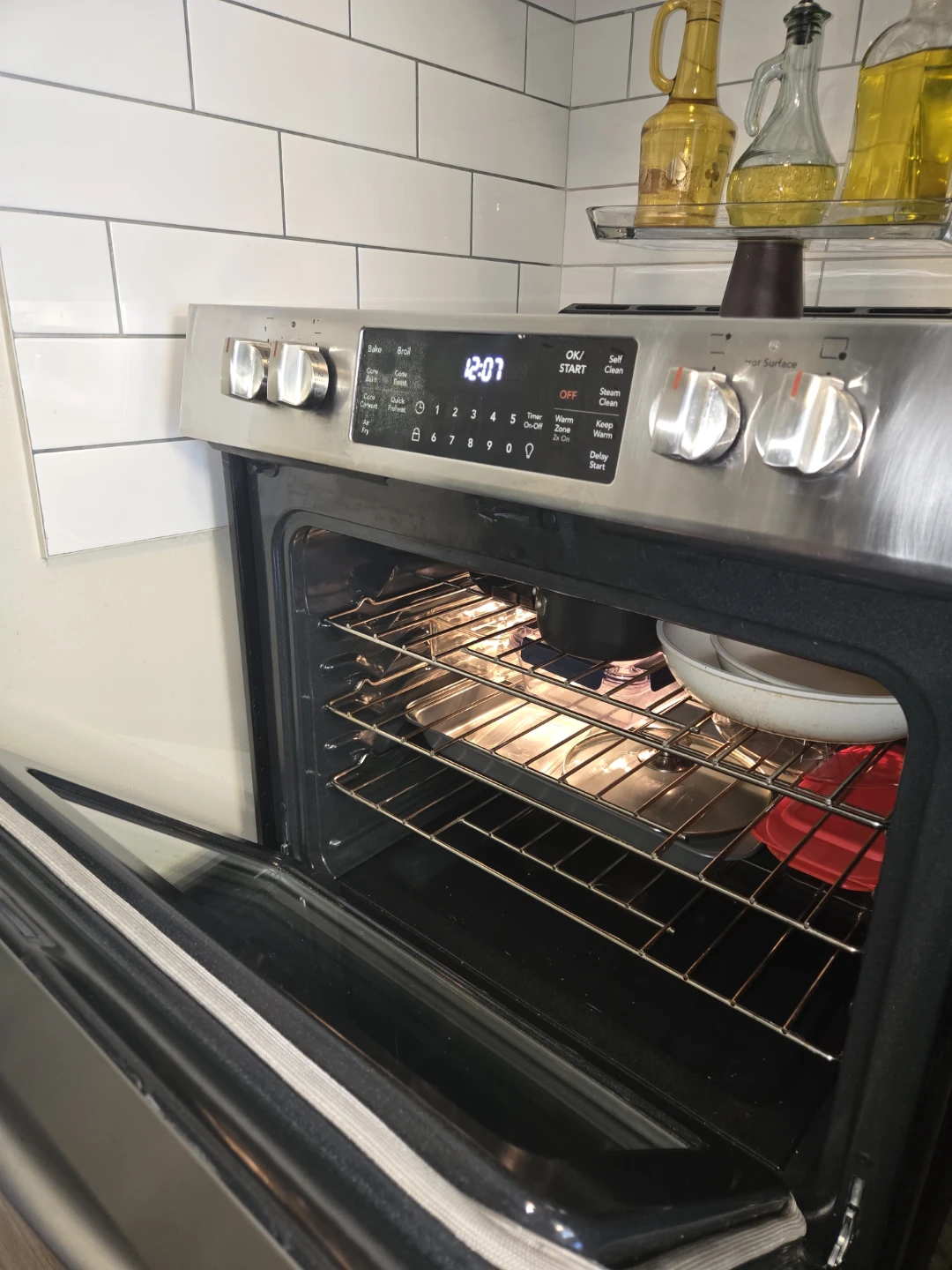 Frigidaire Stainless Steel Electric Range - photo 4