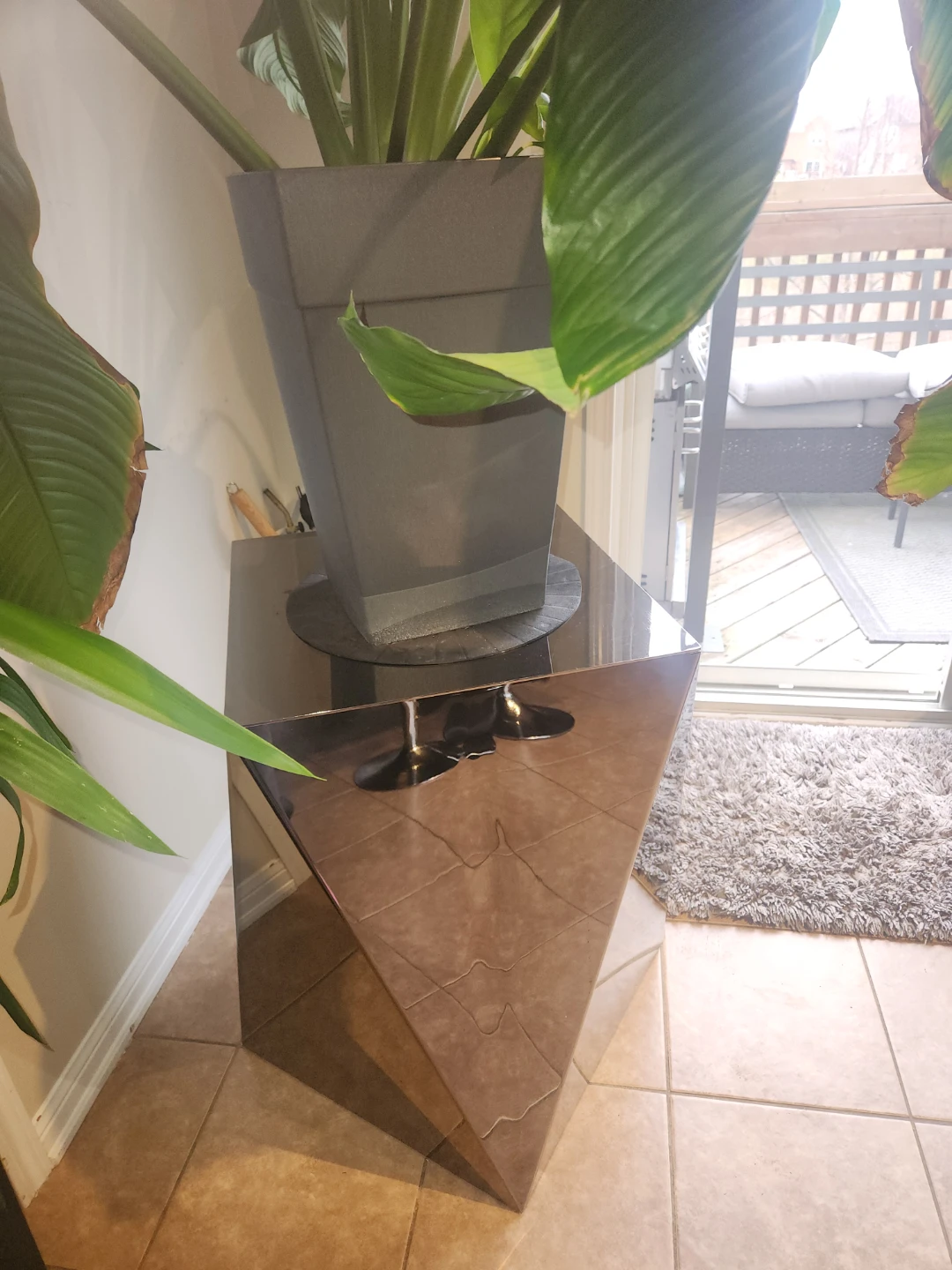 Stainless Steel Pedestal Stand Table - photo 2