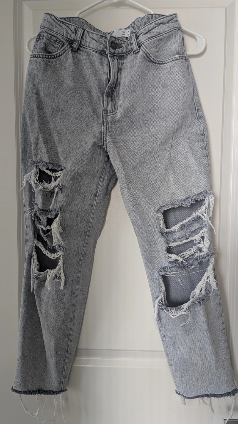 Ripped jeans