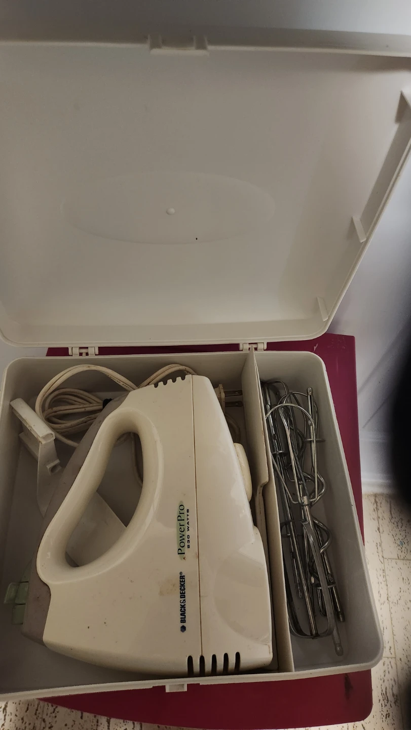 Black & Decker PowerPro Hand Mixer with Accessories