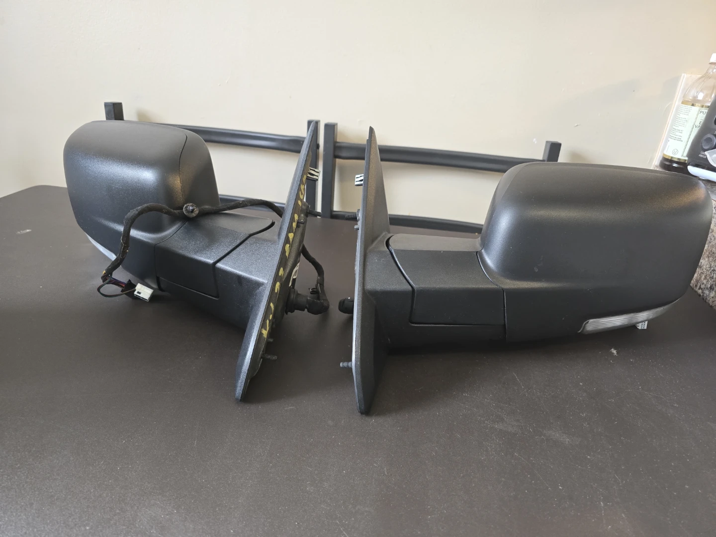 Pair of Heated Towing Side Mirrors with Signal Lights