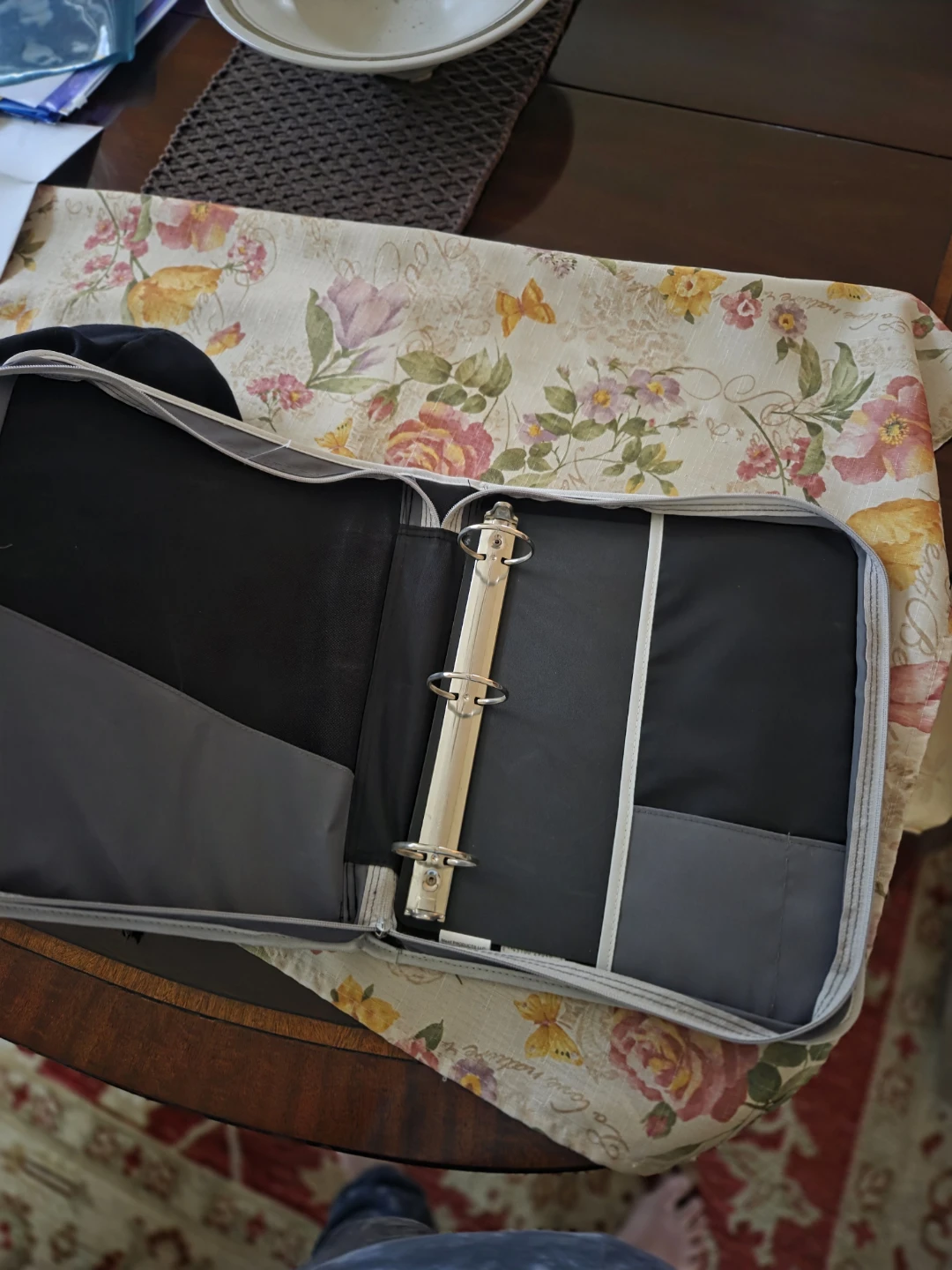 XL binder