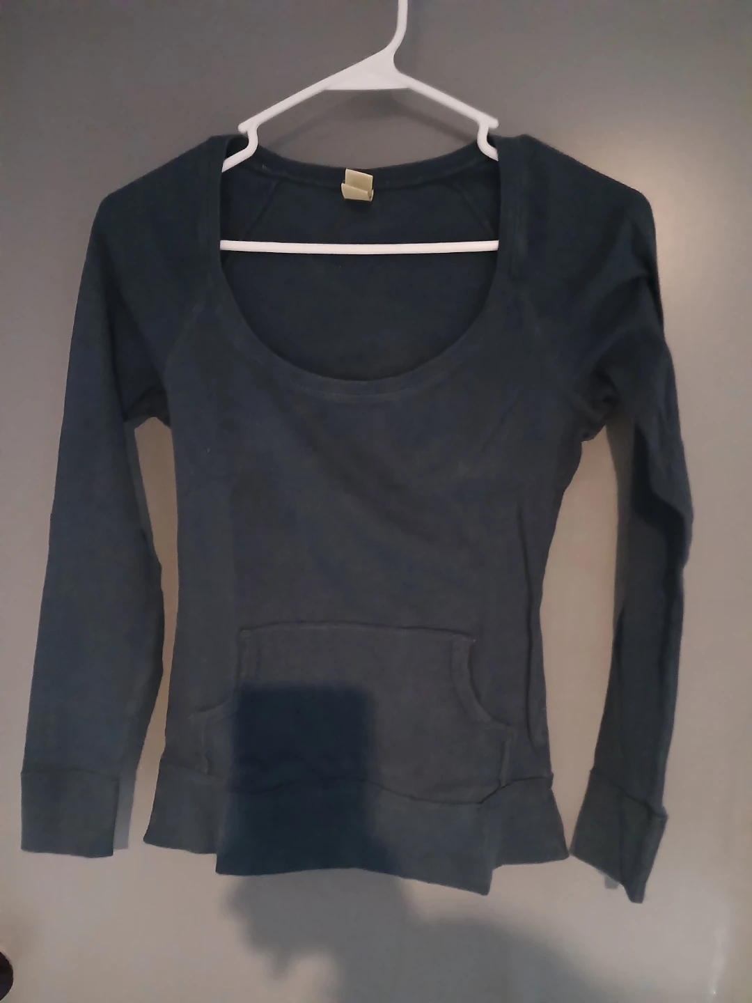 KAVIO! Long Sleeve Scoop Neck Tops - Medium (2 Pack) - photo 4