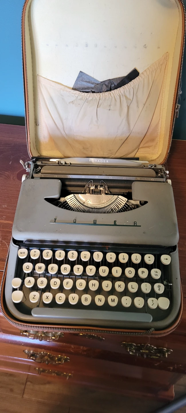 Antique type writer