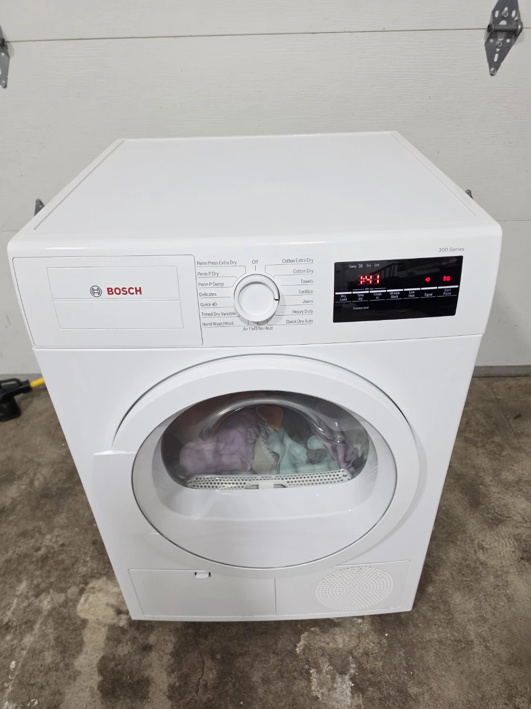 Bosch Compact Ventless Dryer - Delivery Available - photo 3