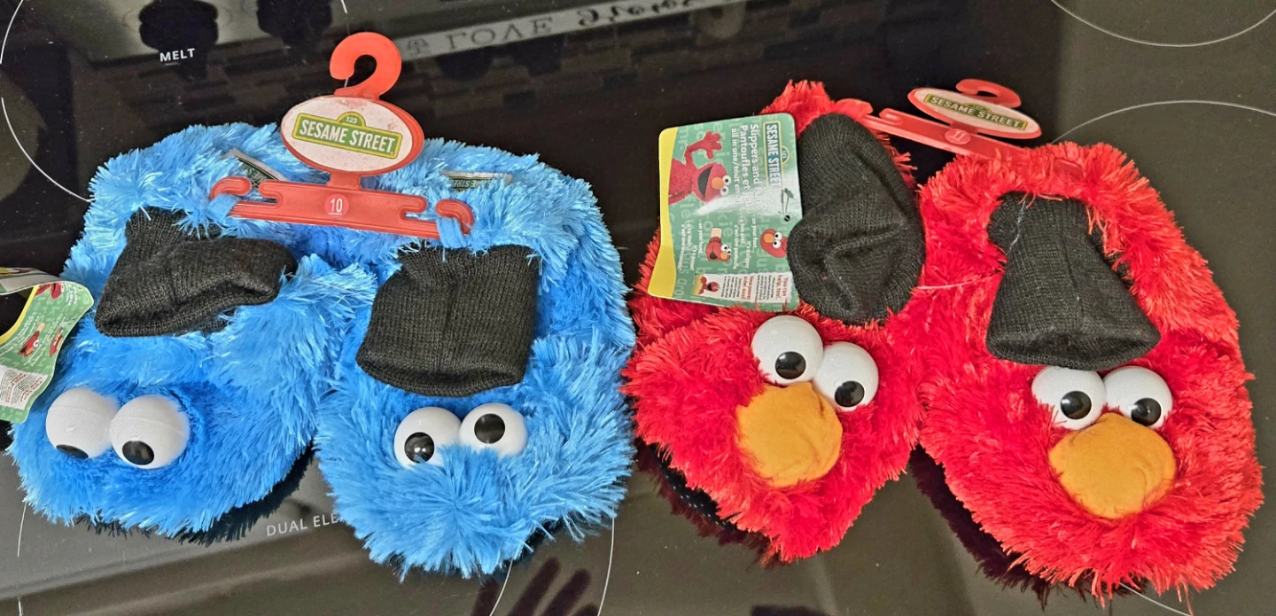 Sesame Street Elmo and Cookie Monster Slipper Puppets