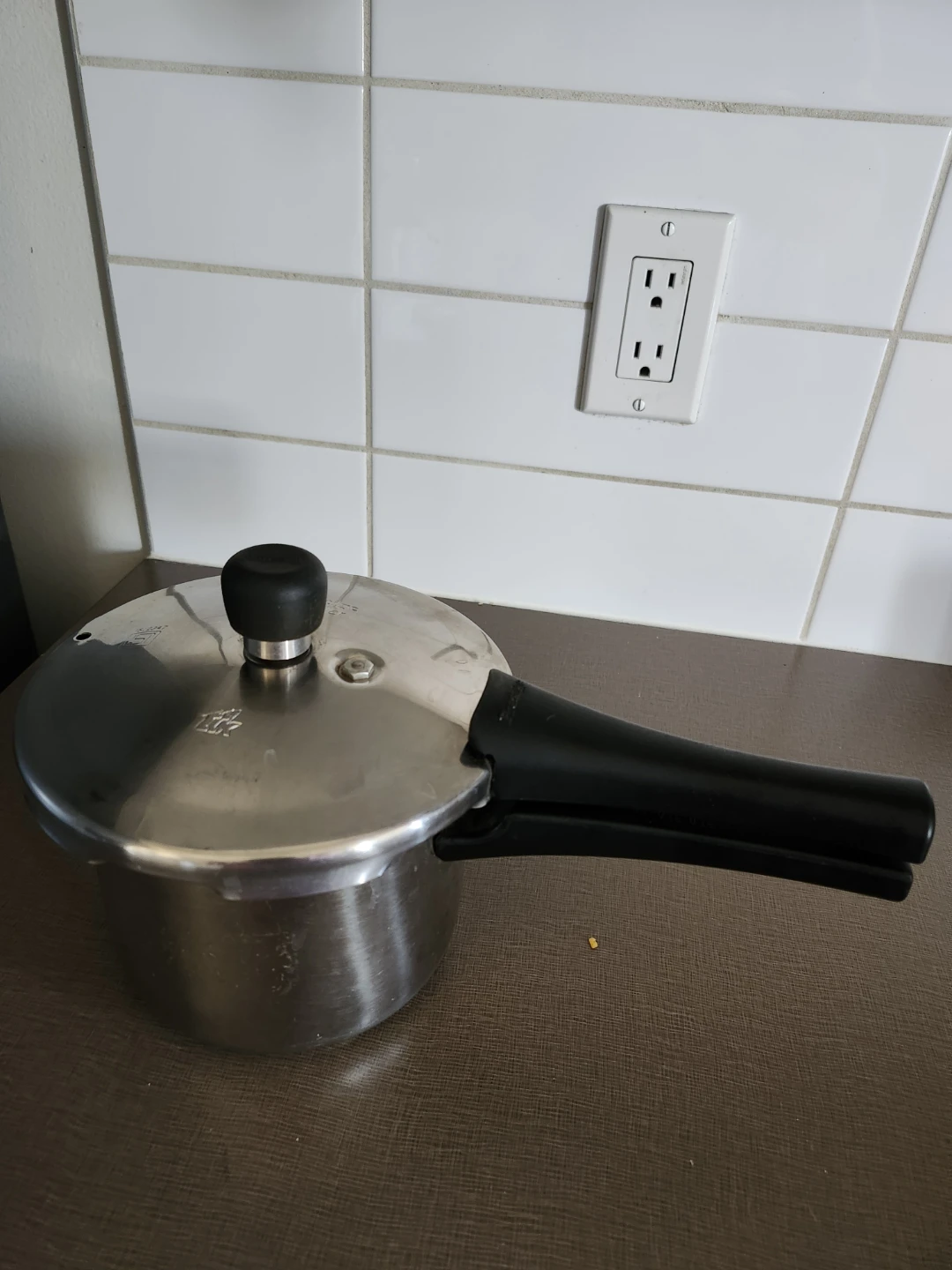 Brita Water Filter Pitcher and Prestige cooker - photo 2