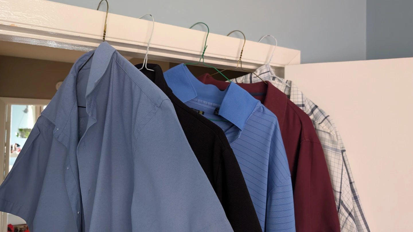 Bundle of 5 Men's Short Sleeve Shirts - photo 2