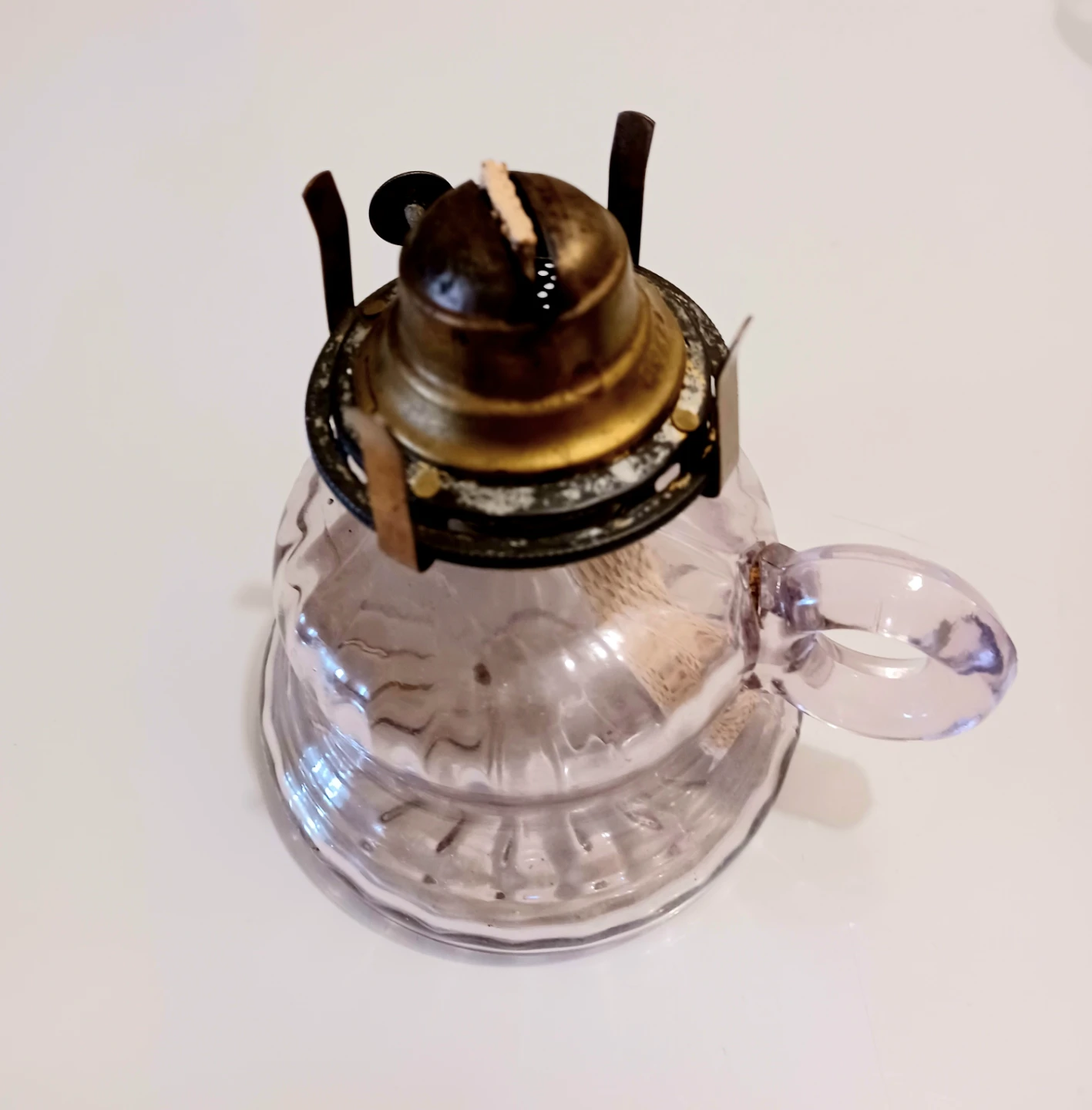 Antique Queen Mary Lavander Oil Lamp - photo 5
