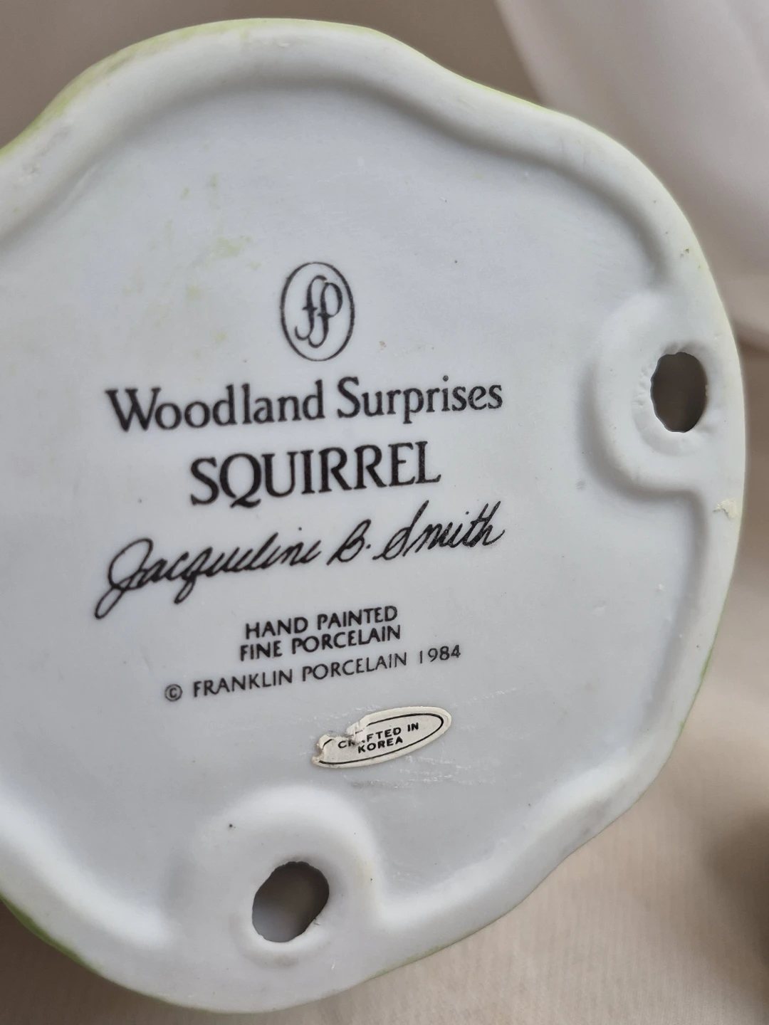 Franklin Porcelain Hand Painted 1984 Woodland Surprises - photo 3