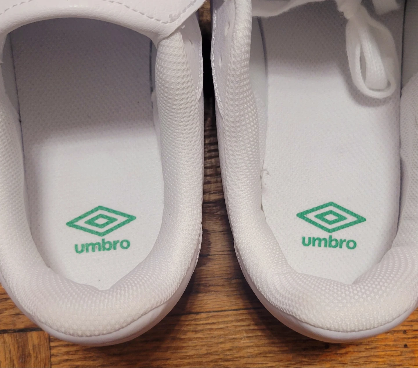 Umbro TX Mens White Soccer Shoes Sneakers UM04875104 Size 10.5 - photo 4