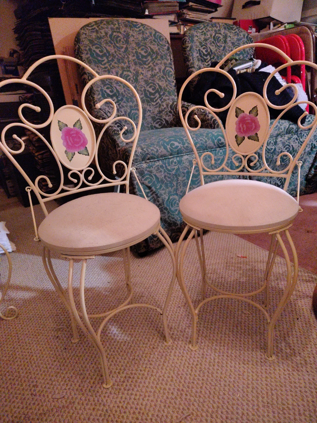 Set of 2 Cream Vintage-Look Shabby Chic Accent Vanity Stools - photo 2