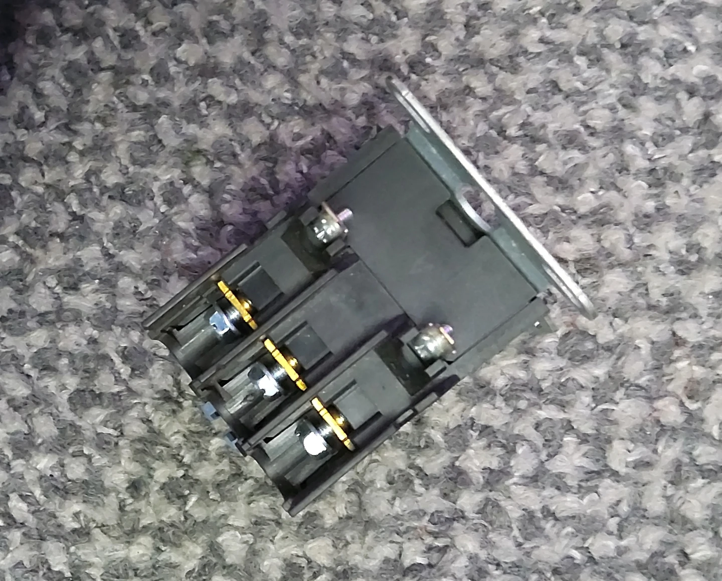 Zettler Controls XMCO-000-323-1BBCG Contactor 208-220VAC 50Hz - photo 2