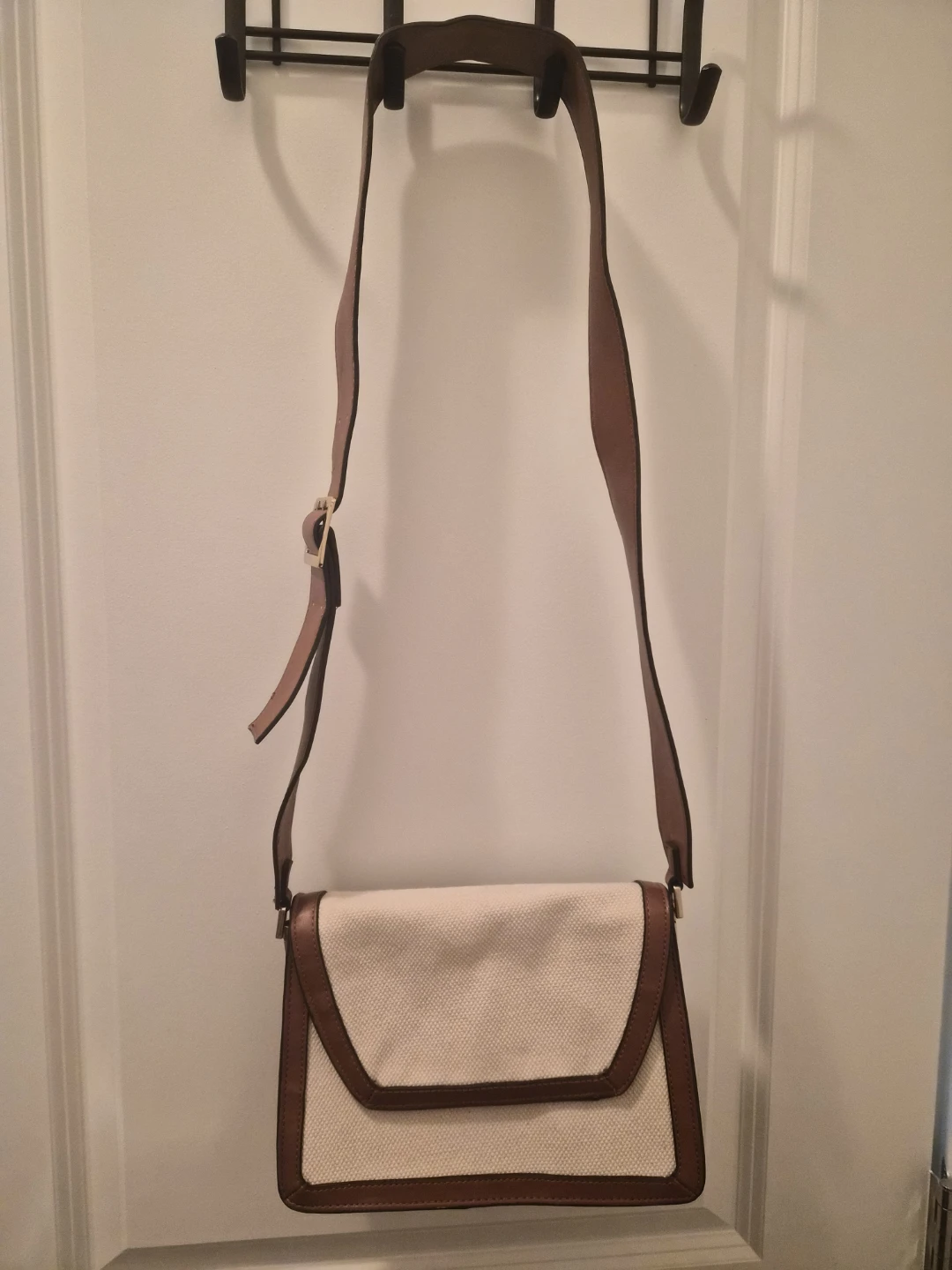 MNG Crossbody Bag