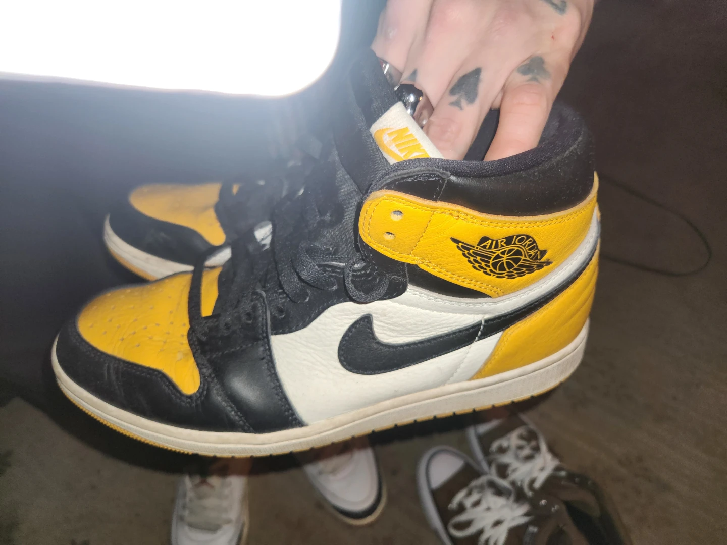 Air Jordan 1 High OG Taxi