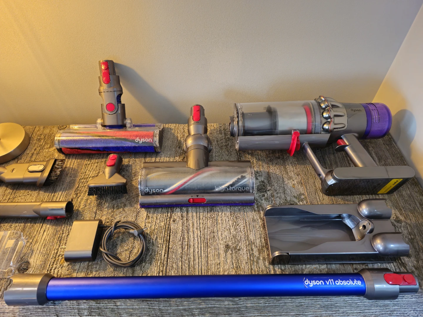 Dyson V11 Absolute Cordless Vacuum Cleaner - photo 2