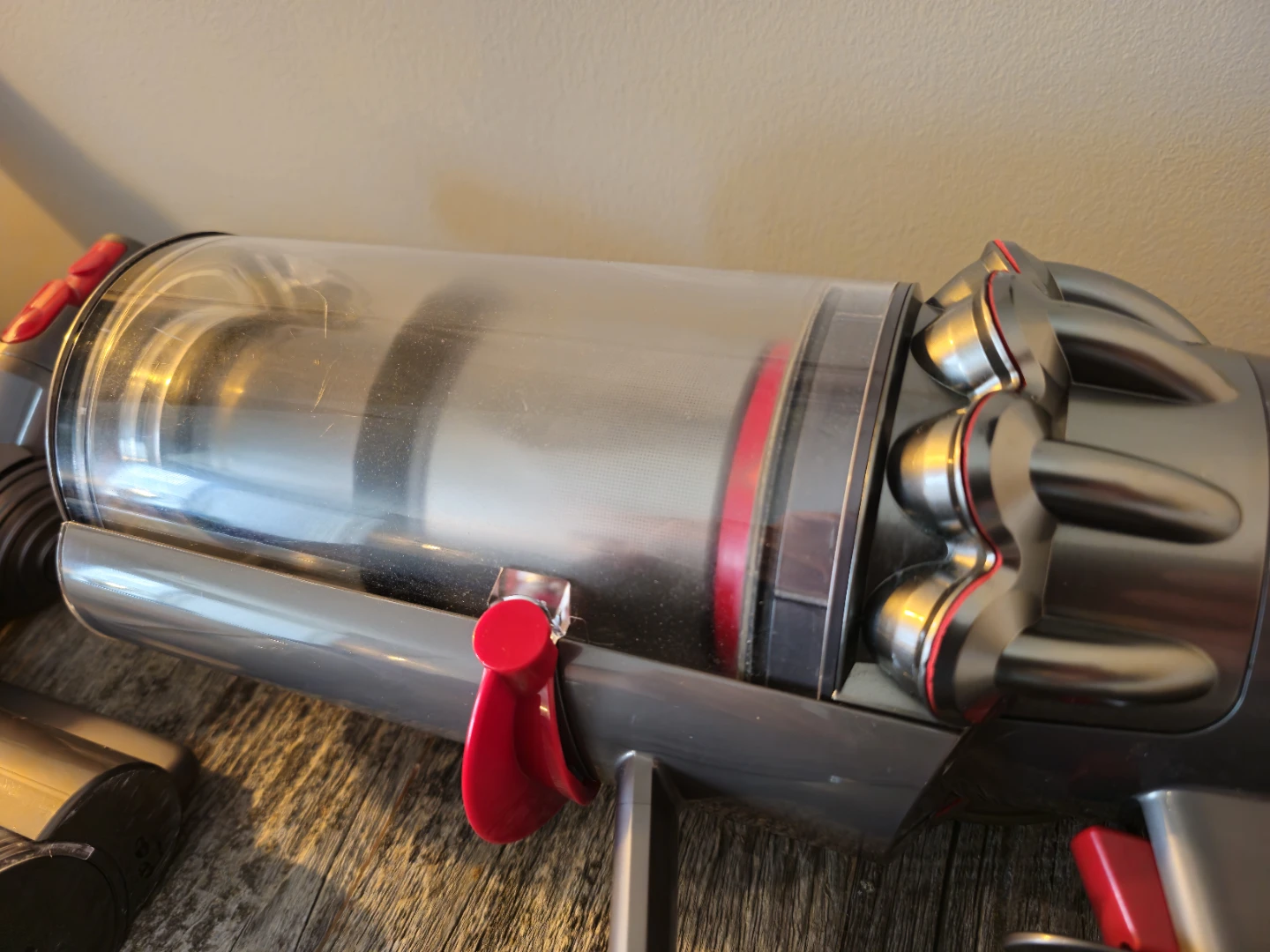 Dyson V11 Absolute Cordless Vacuum Cleaner - photo 4