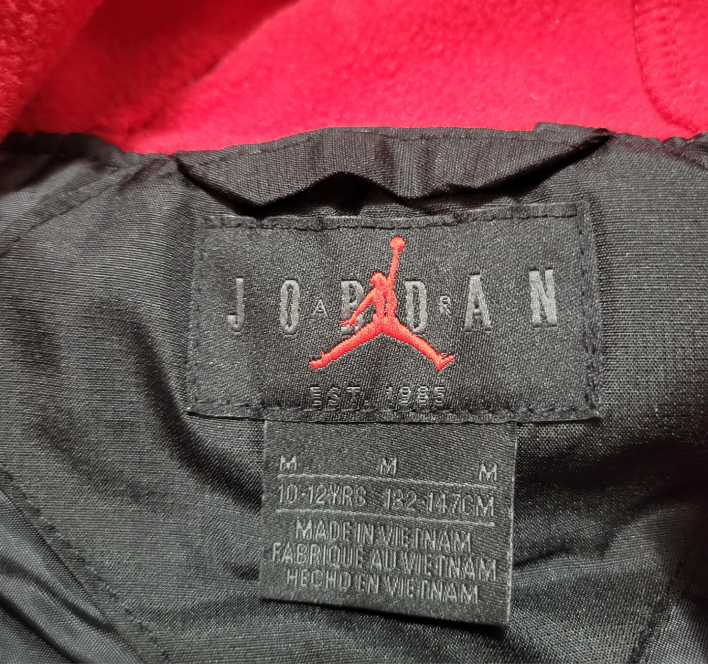 Jordan Boys Puffer Vest with Hooded Jacket Black/Red Size M - photo 2