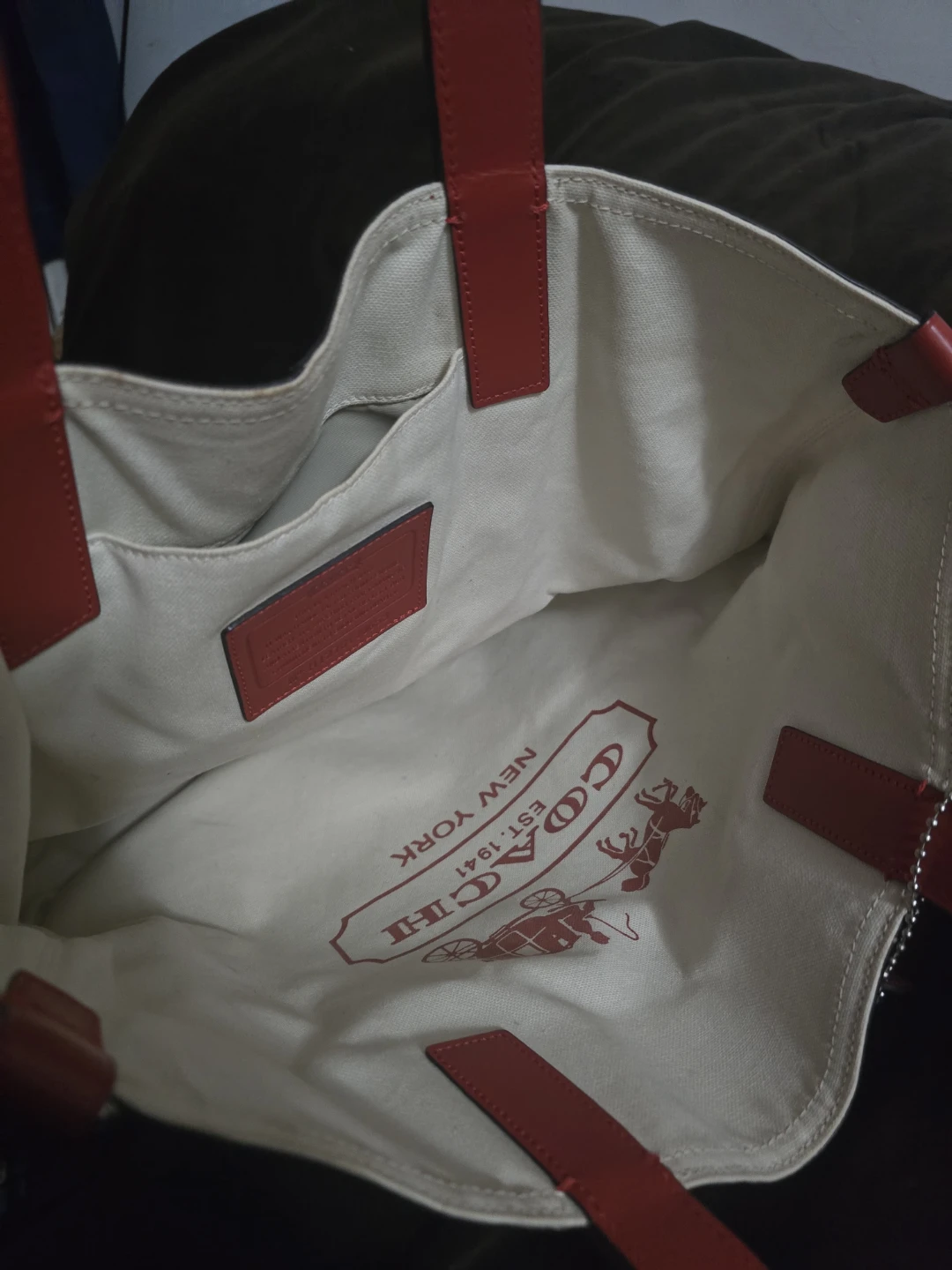Coach Stunning Red Leather  Roomy Tote Bag Reversible - photo 4