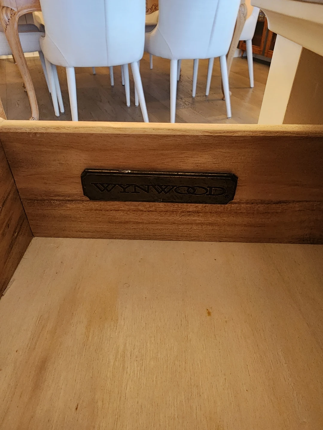 Wynwood Tuxedo Park Bedside Tables - photo 5