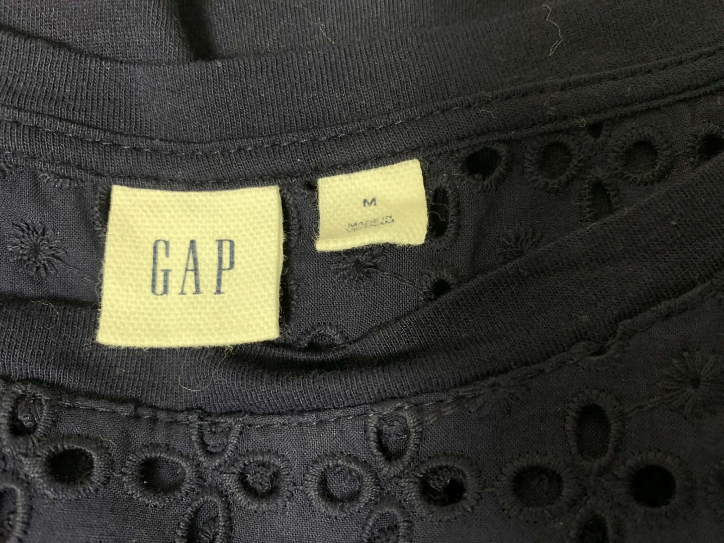 GAP Navy Blue Embroidered Top - Size M - photo 3
