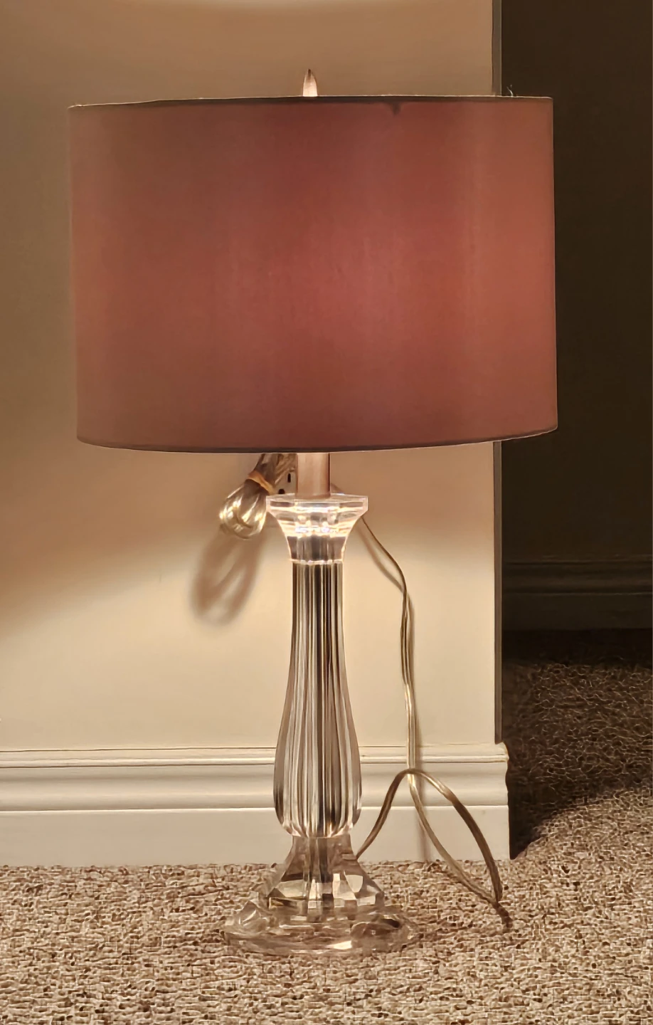 Vintage Lucite Lamp - photo 2