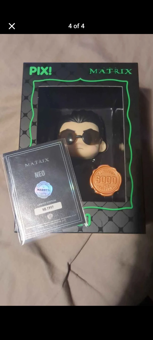 The Matrix PIX! Neo Limited Edition Collectible Figure - photo 4