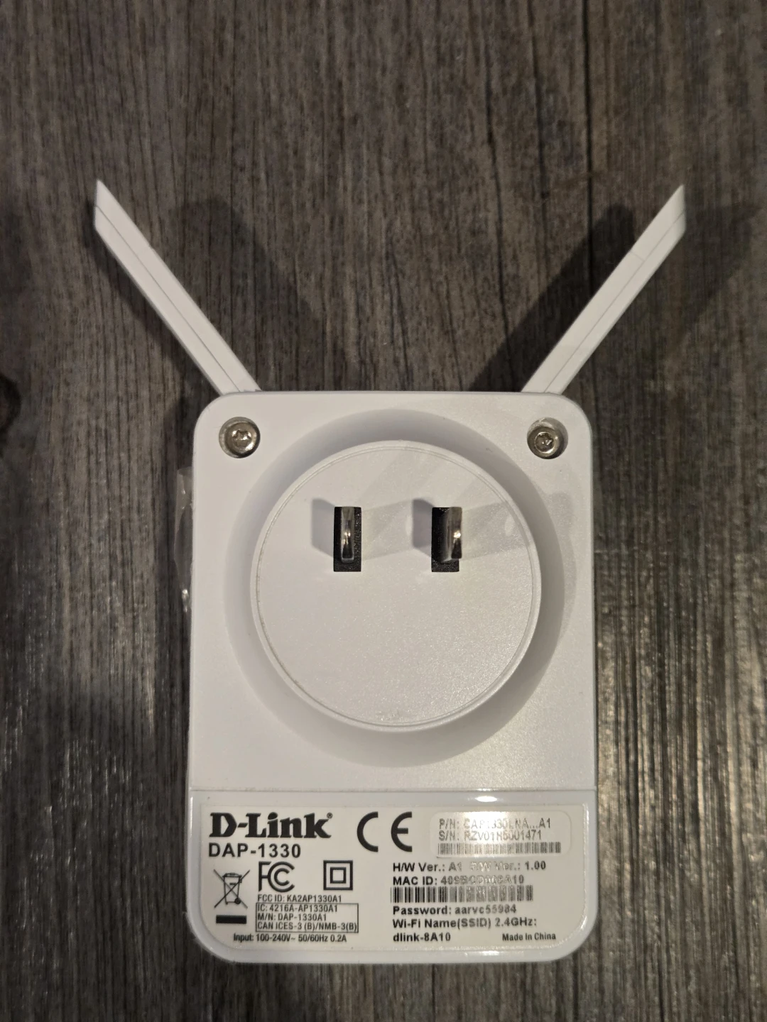 D-Link DAP-1330 N300 Wi-Fi Range Extender - photo 2