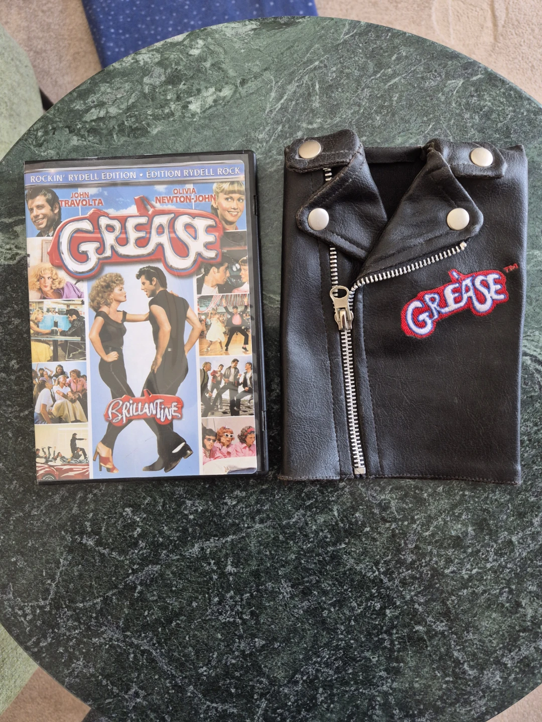 Grease Rockin' Rydell Edition DVD & Jacket Set - photo 2