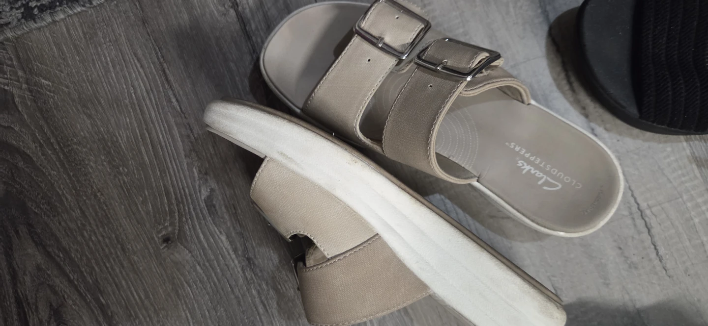 Clarks Cloudsteppers Women's Beige Slide Sandals - Size -6 - photo 3
