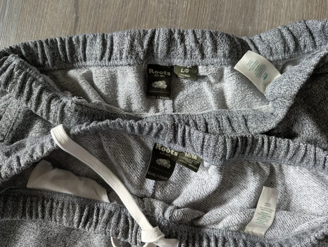 $10 for 2 Men's Roots Sweatpants (L & M) - photo 3