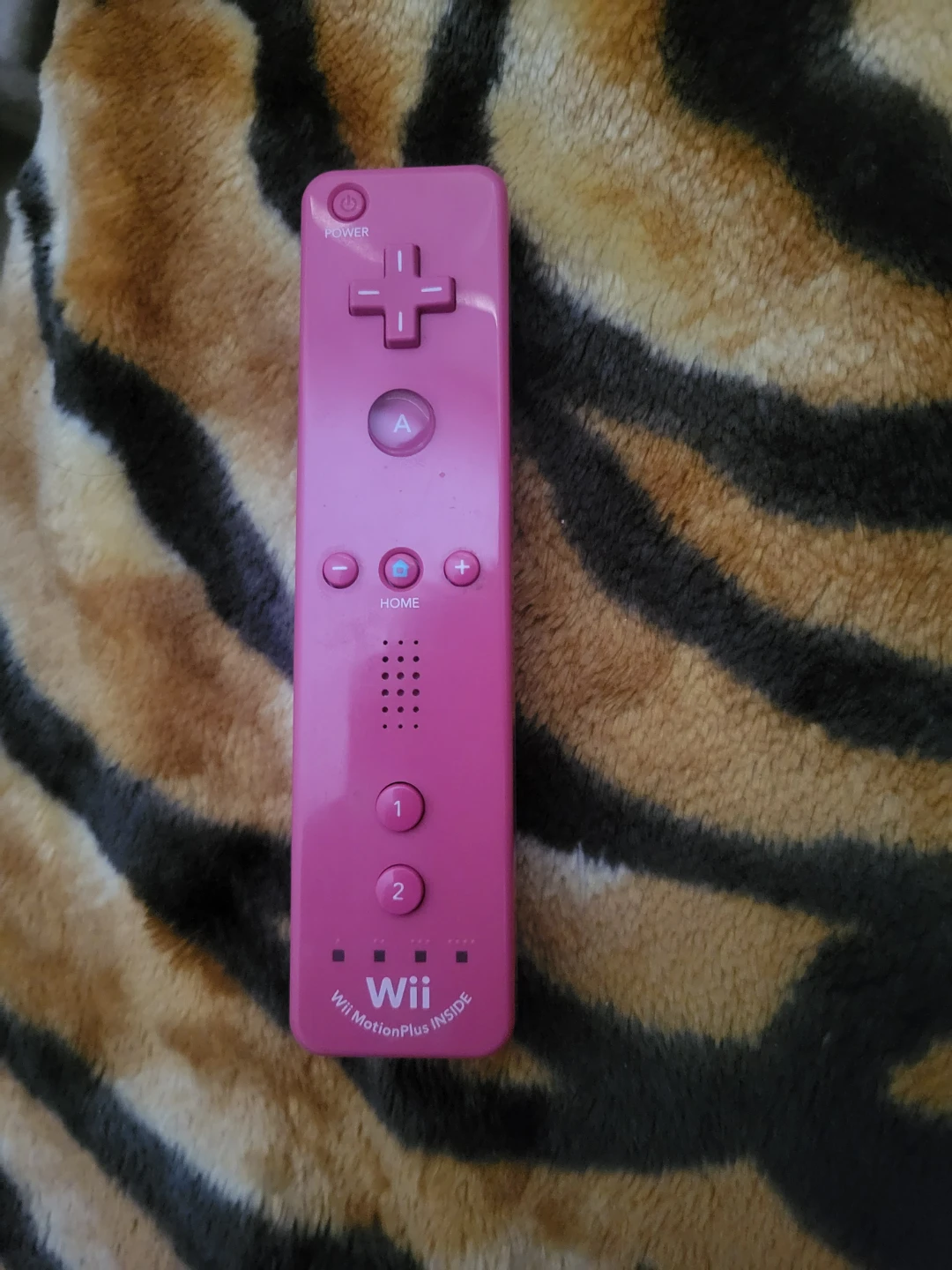 Nintendo Wii Games + Controller